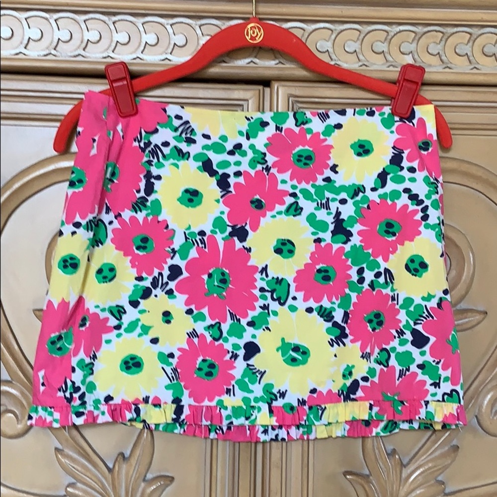 Lilly Pulitzer 🌺 skirt nwot zips up back size 0